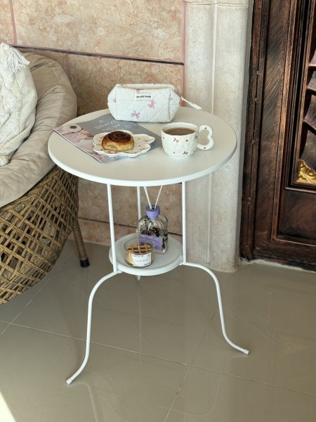 طاولة ايكيا حجم كبير 